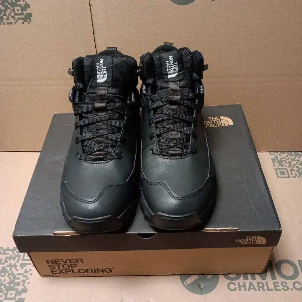BOXED PAIR OF THE NORTH FACE M STORM STRIKE III BOOTS IN BLACK - UK 8
