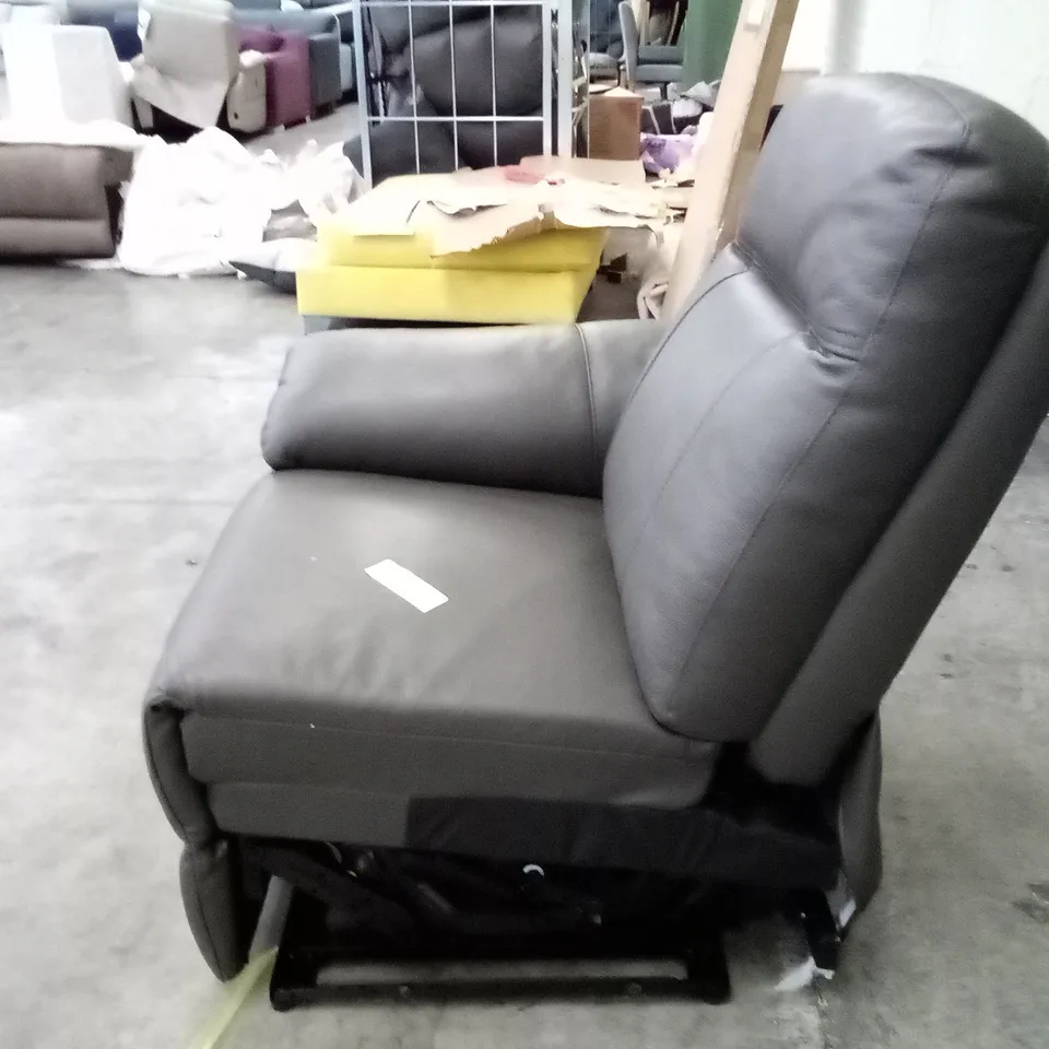 QUALITY DESIGNER DYNAMIC 2 SEATER LHF ARM 9300 BLACK