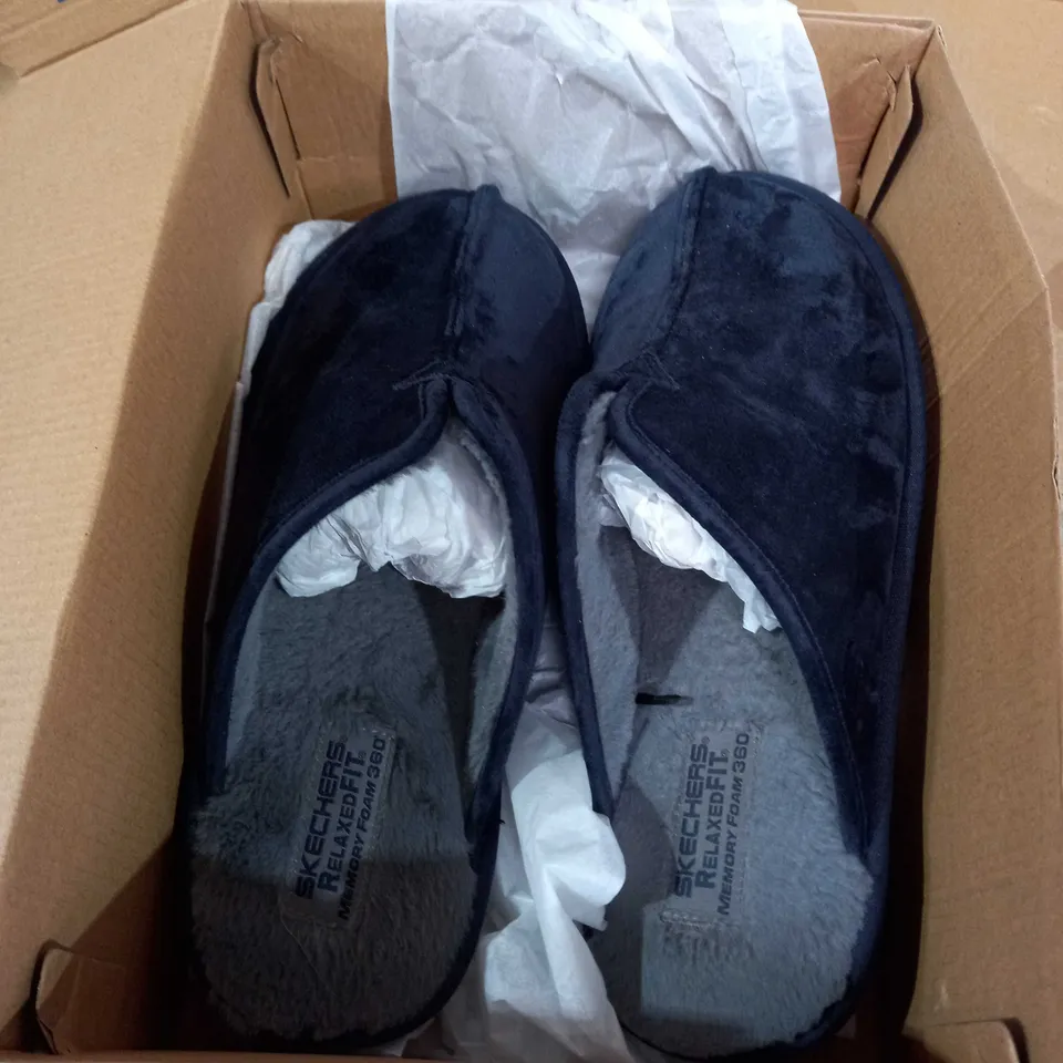 SKECHERS MEN'S RENTEN PALCO SLIPPER NAVY UK 10