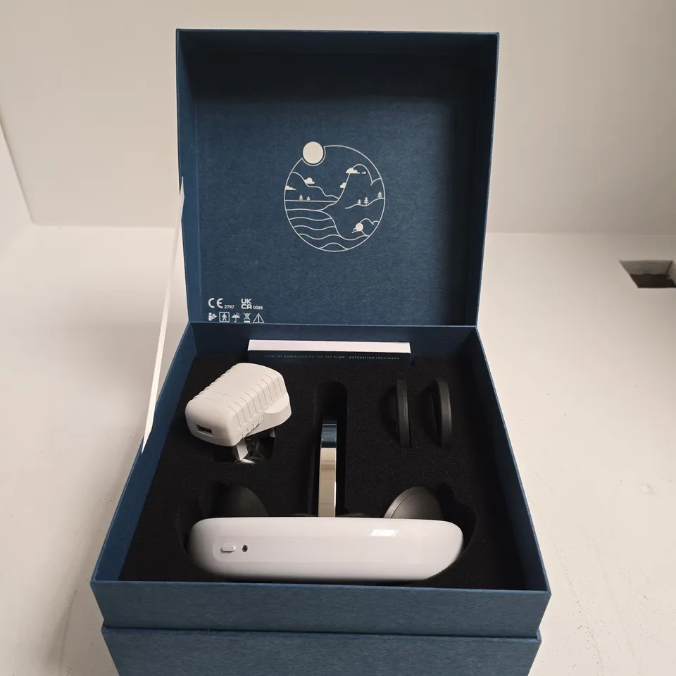 FLOW DEPRESSION TREATMENT DEVICE – BOXED, APP-CONTROLLED (FLOW NEUROSCIENCE)