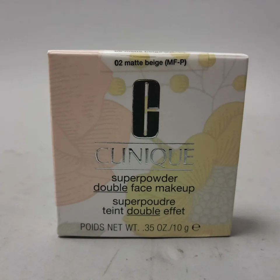 BOXED CLINIQUE SUPERPOWDER DOUBLE FACE MAKEUP (10g) (02 MATTE BEIGE)