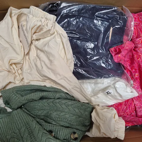 APPROXIMATELY 35 ASSORTED CLOTHING ITEMS IN VARIOUS SIZES, STYLES & COLOURS TO INCLUDE BRANDS SUCH AS GIRL IN MIND, STRADIVARIUS, M&S, ETC - COLLECTION ONLY