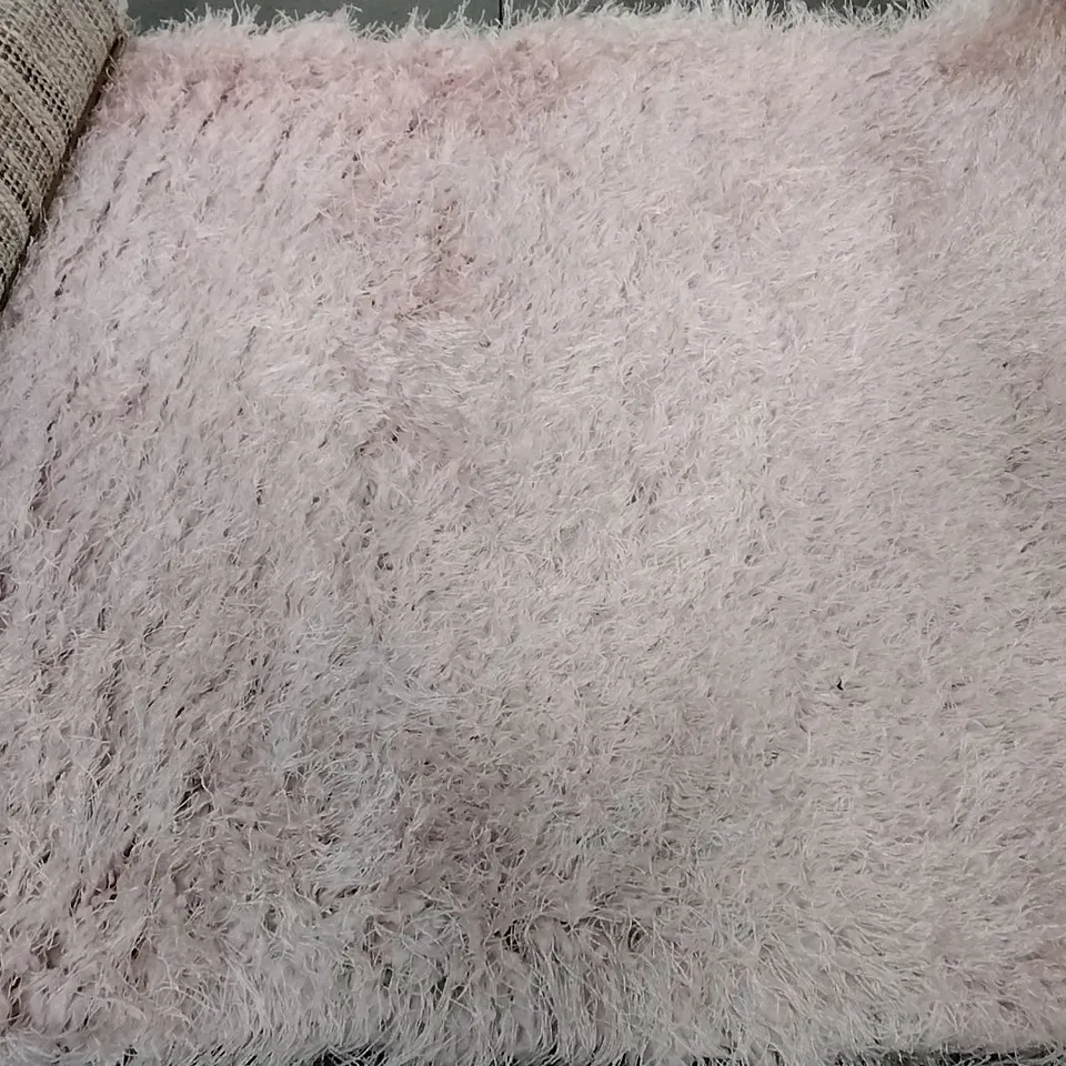 BRAND NEW SHAGGY-TEPPICH GALLARDO IN ROSE TEPPICHARGE - 60CM X 100CM