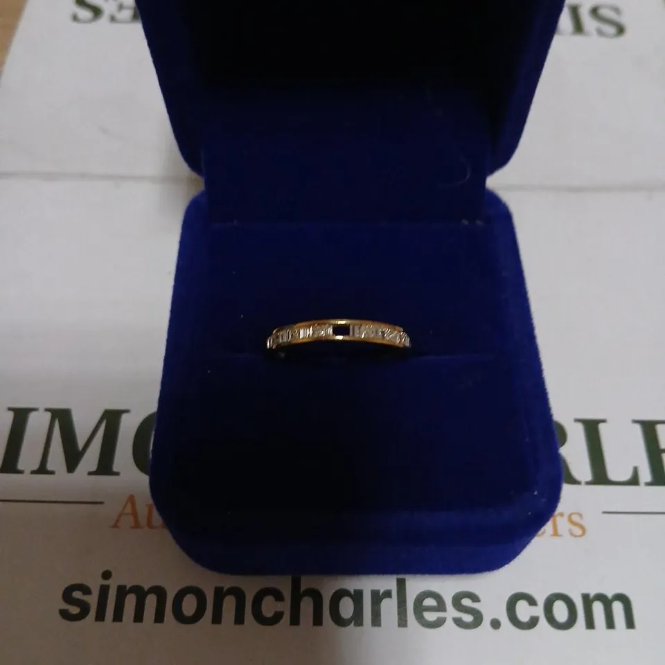 DIAMONIQUE GOLD RING WITH PAVÉ-SET STONES