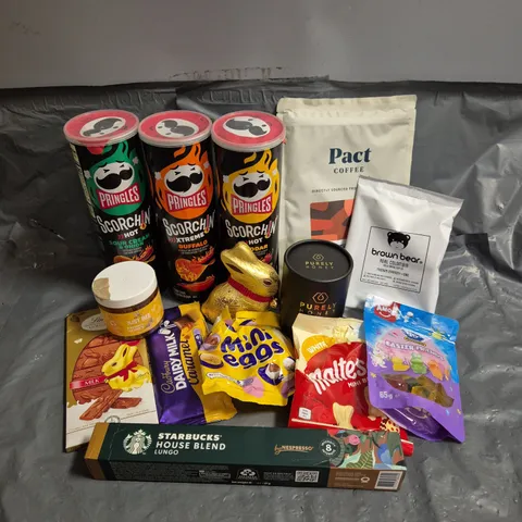 APPROXIMATELY 15 ASSORTED FOOD AND DRINK PRODUCTS TO INCLUDE - LINDT CHOCOLATE BUNNY - PRINGLES - PURELY HONEY - ETC. 