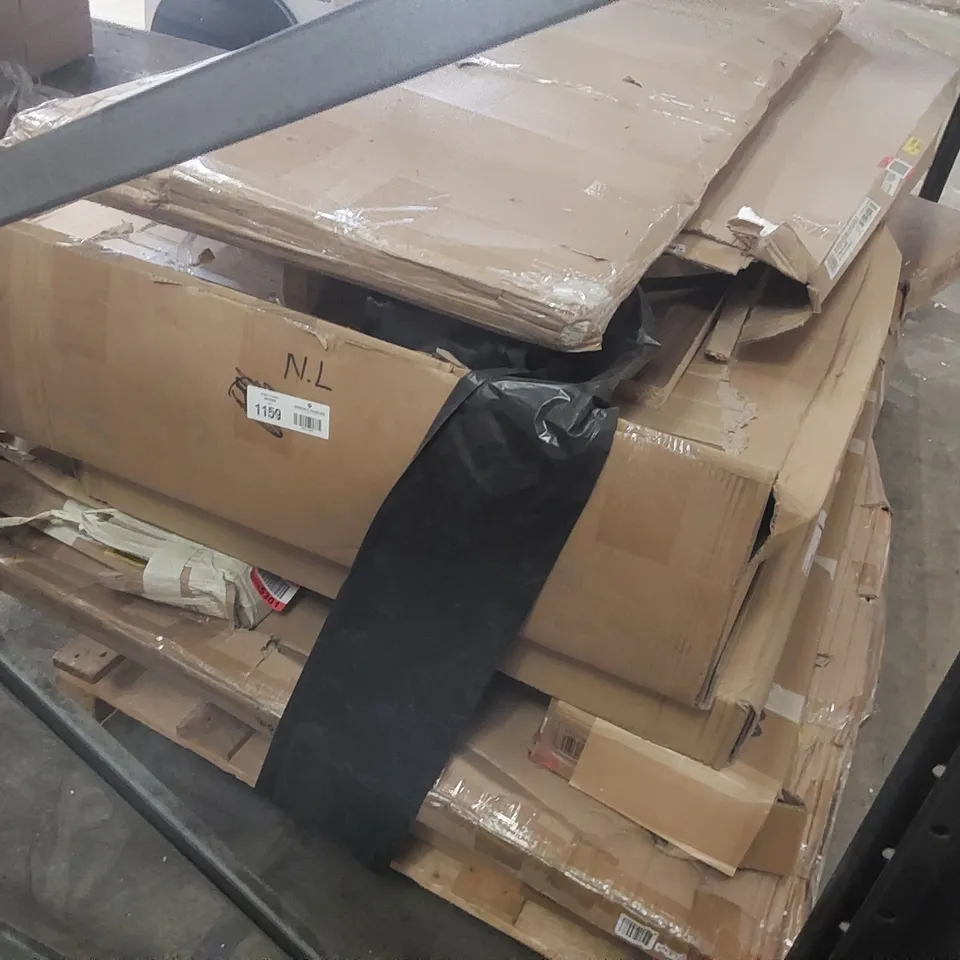 PALLET CONTAINING A LARGE ASSORTMENT OF FURNITURE PARTS ECT