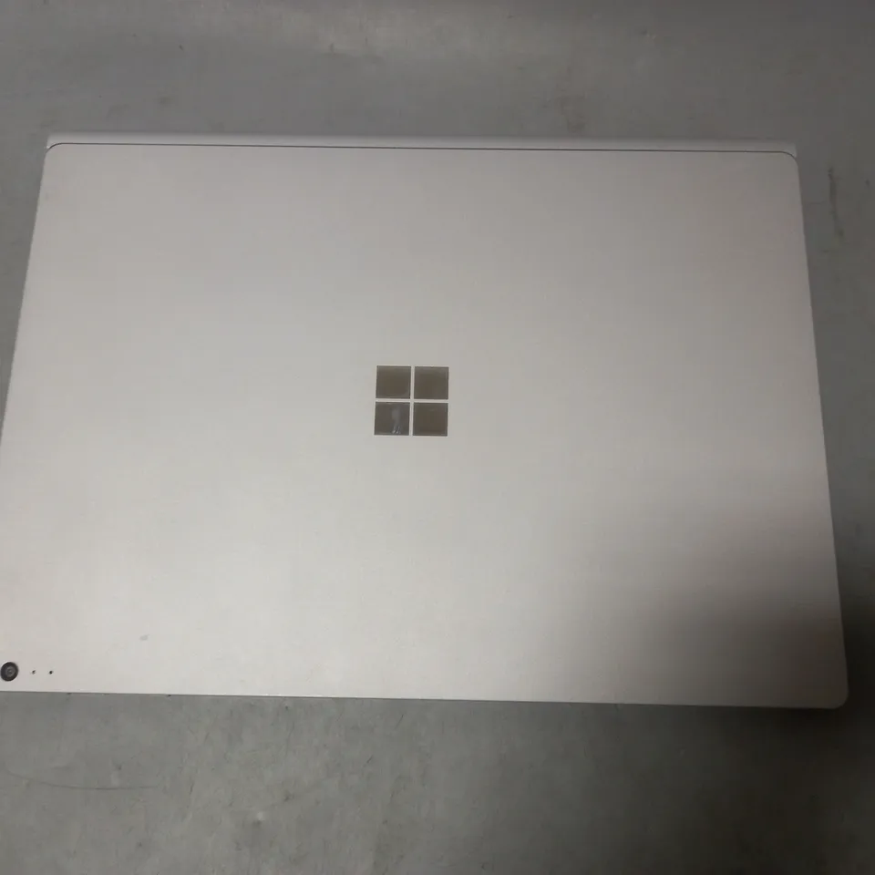 MICROSOFT SURFACE BOOK LAPTOP