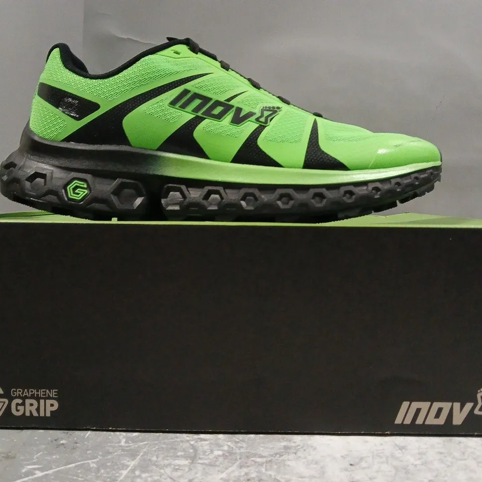 BOXED PAIR OF INOV TRAILFLY ULTRA G 300 MAX SHOES IN GREEN/BLACK SIZE UK 9