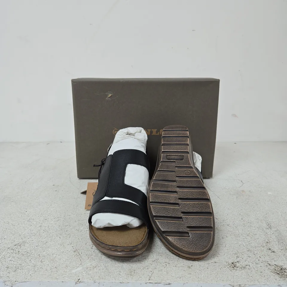 DUNLOP WOMEN'S SANDALS – BLACK LEATHER STRAPS, BROWN SOLE SIZE 6