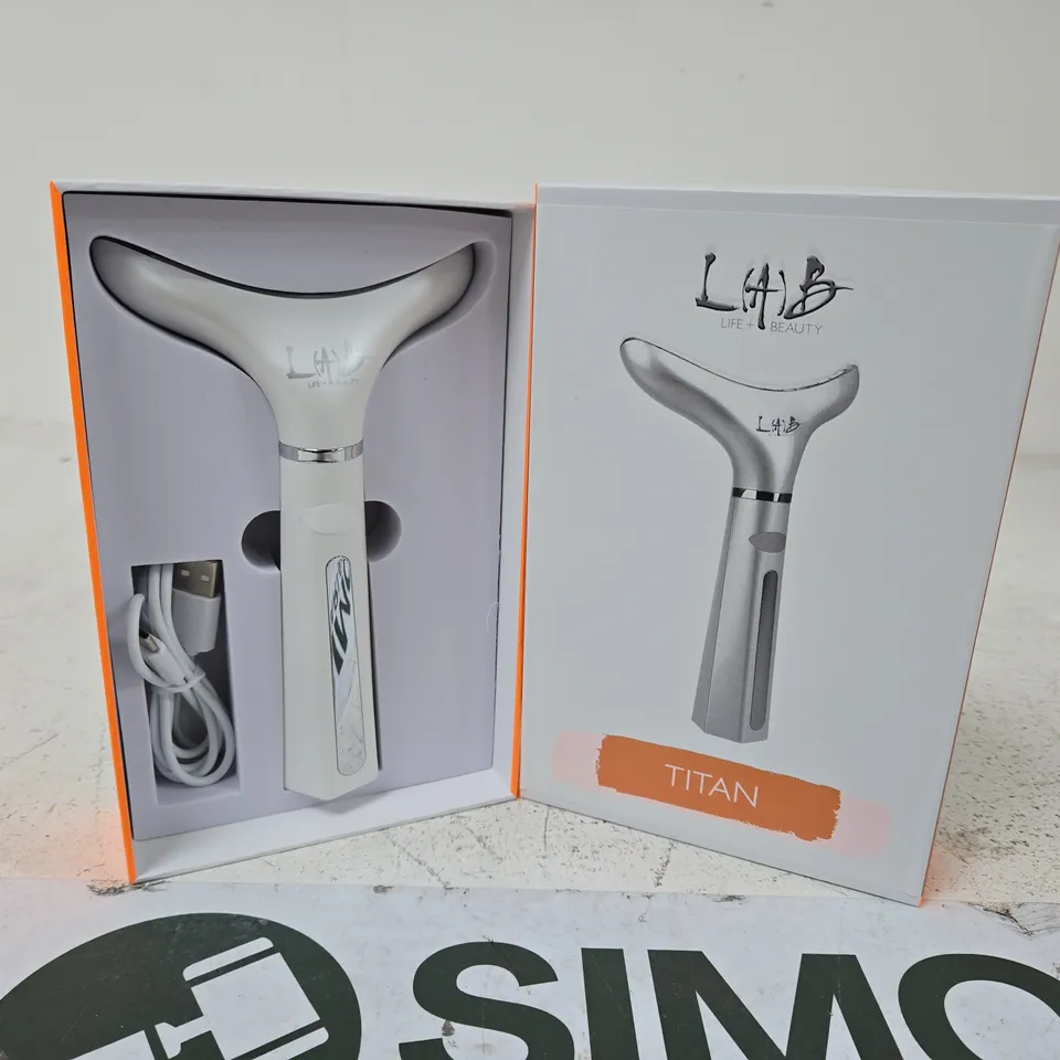 LAB LIFE & BEAUTY TITAN FACIAL DEVICE – BOXED