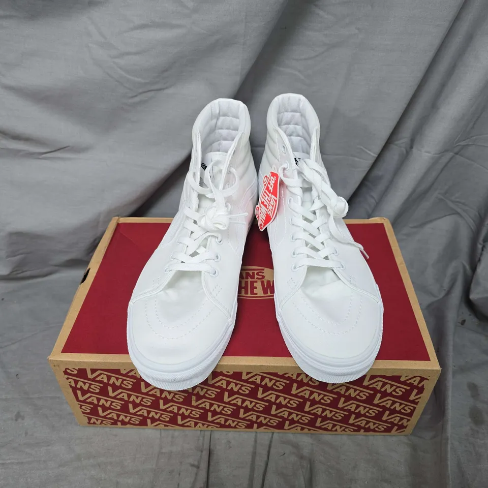 BOXED PAIR OF VANS SK8-HI IN TRUE WHITE - UK 10