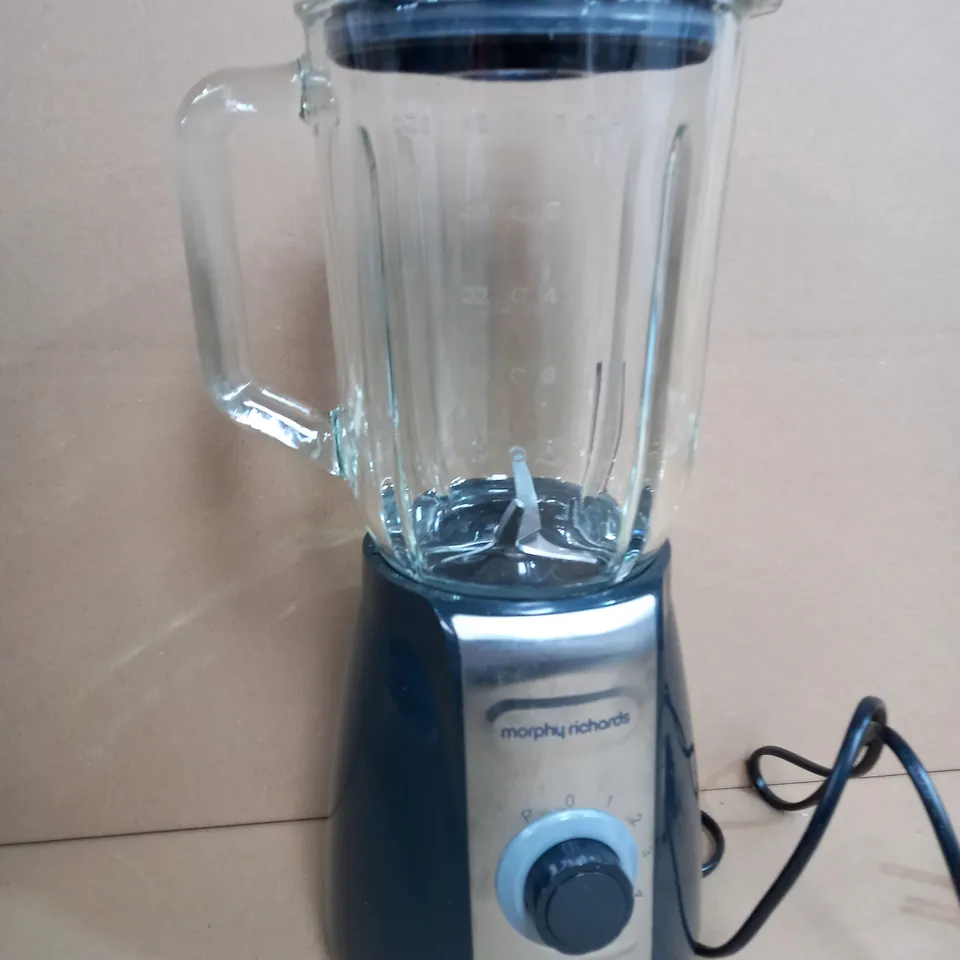 MORPHY RICHARDS TOTAL CONTROL GLASS TABLE BLENDER 