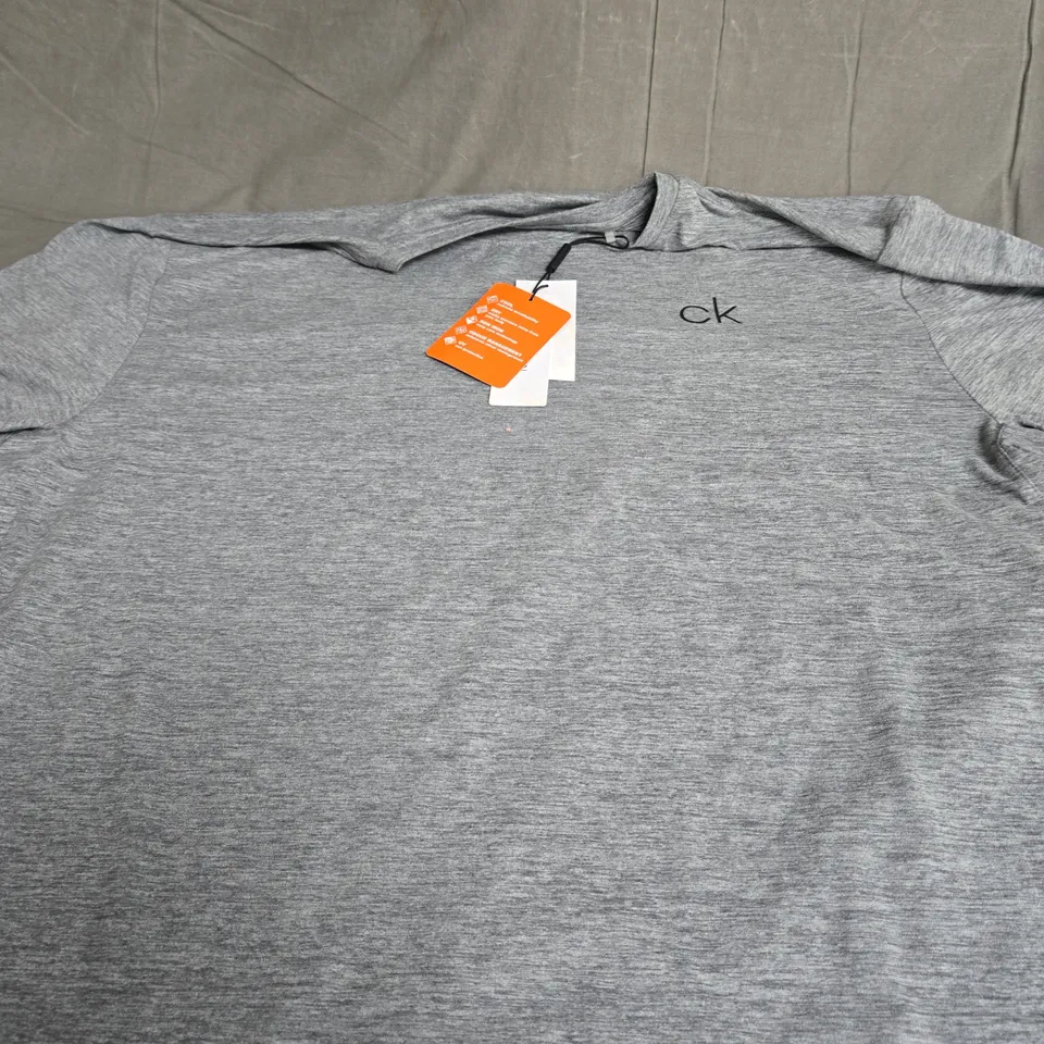 CALVIN KLEIN GOLF NEWPORT TEE SIZE XXL