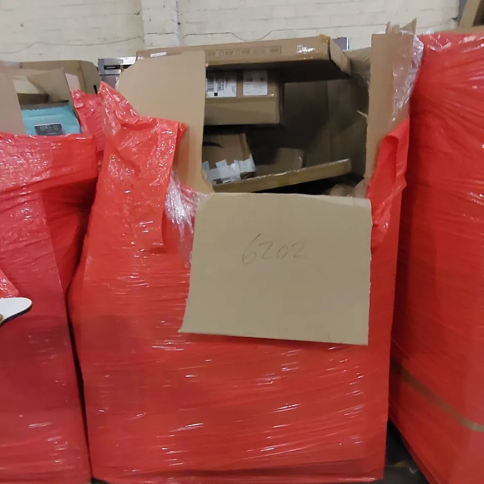 PALLET TO CONTAIN ASSORTED HOUSEHOLD PRODUCTS. INCLUDES  LEAF BLOWER, AIR FRYER, STEAM MOP, BOXED FURNITURE ETC