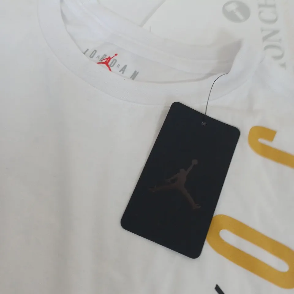 JORDAN GIRLS T-SHIRT IN WHITE - SIZE LARGE 