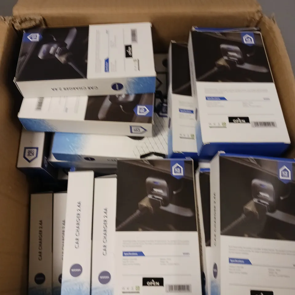 APPROXIMATELY 50 BOXED ICE CUBE DRIVE 2.4A CAR CHARGERS 