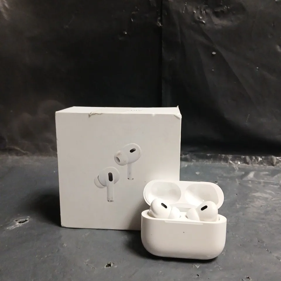 APPLE AIRPODS WITH CHARGING CASE – BOXED