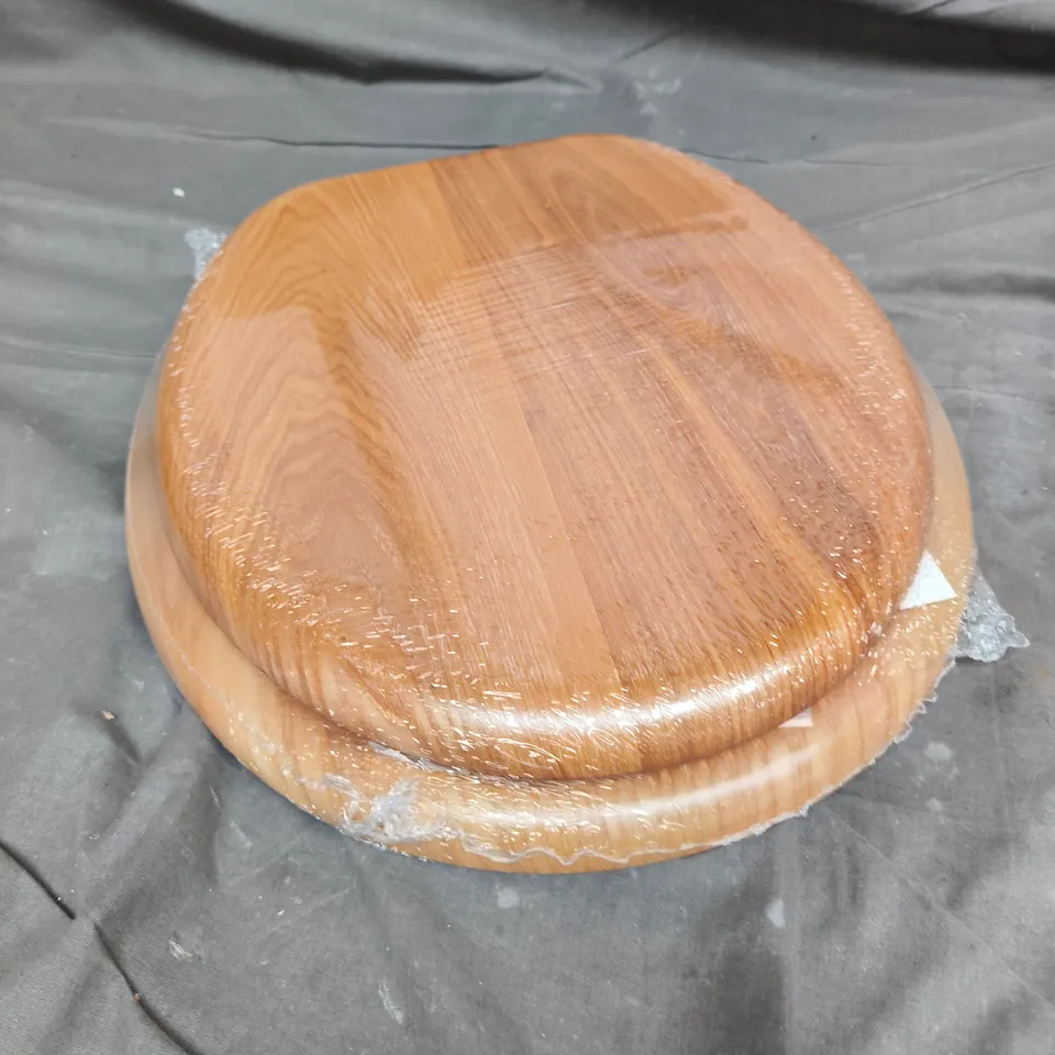 ANGEL SHIELD WOODEN TOILET SEAT 