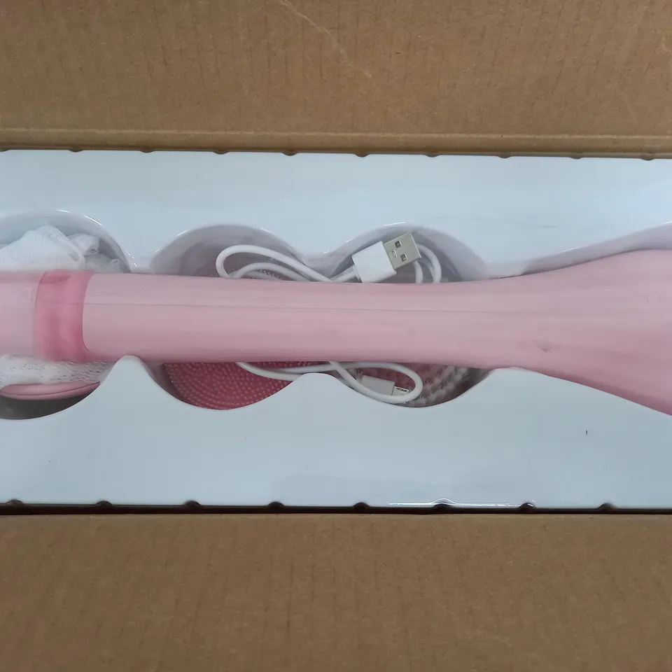 BLUSHLY RECHARGEABLE CLEANSING & EXFOLIATING BODY BRUSH IN PINK 