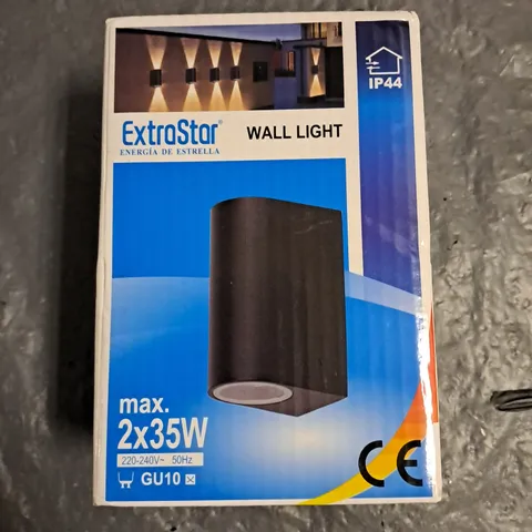 BOXED EXTRASTAR IP44 WALL LIGHT - BLACK