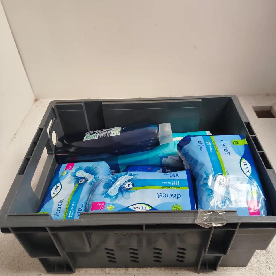 APPROXIMATELY 5 ASSORTED HEALTH AND BEAUTY PRODUCTS INCLUDING ALWAYS MAXI NIGHT, TESCO FREE SPIRIT MAXI TOWELS AND TENA DISCREET PADS