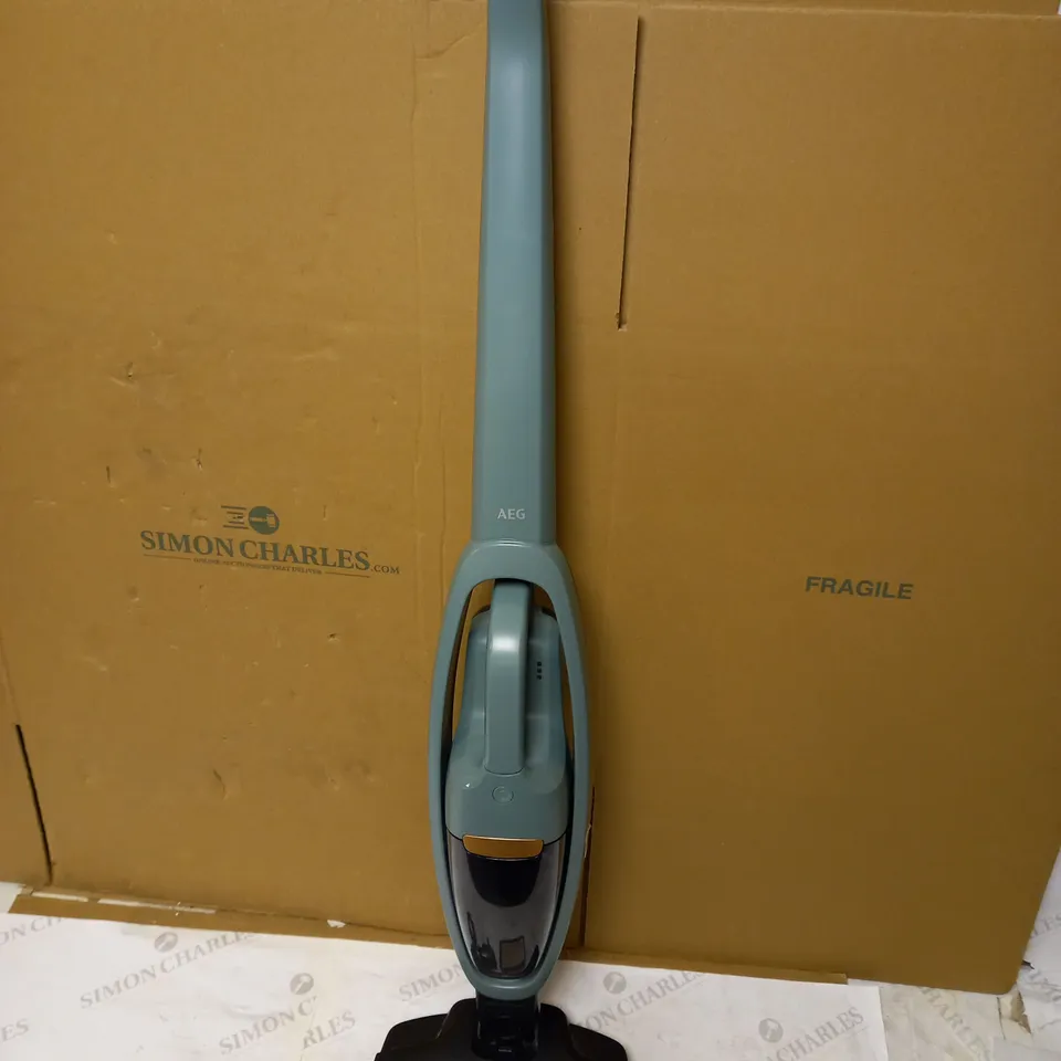 AEG QX6 2 IN 1 CORDLESS VACUUM CLEANER