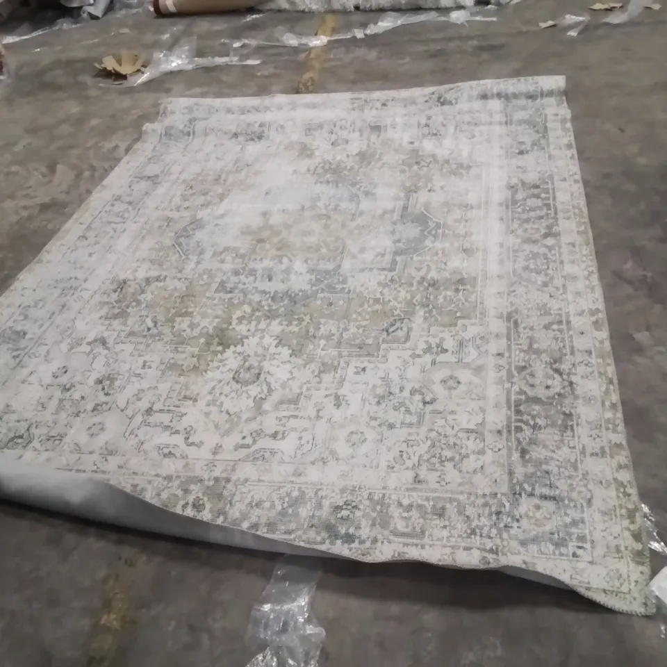 QUALITY DESIGNER AREA RUG - APPROXIMATELY 278X200