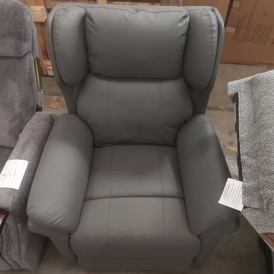 QUALITY DESIGNER FAUX LEATHER UPHOLSTERED ELECTRIC RECLINING ARMCHAIR