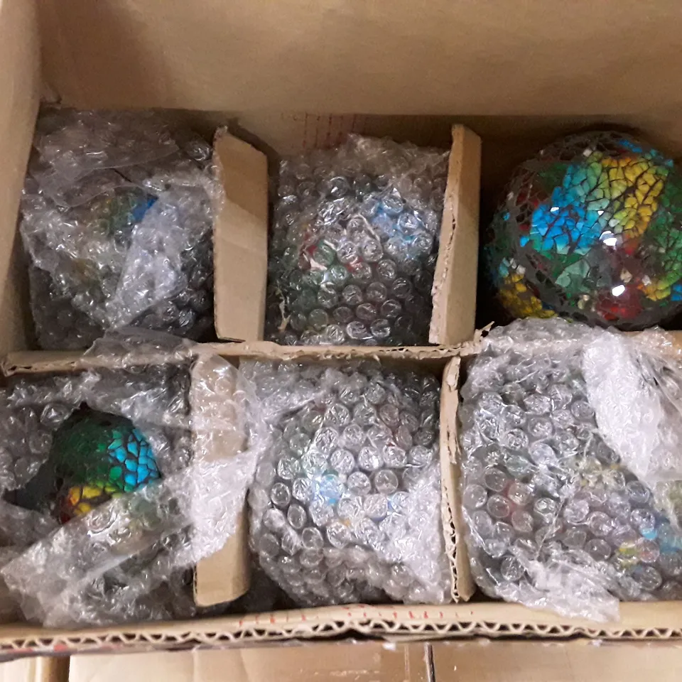 HANDMADE FIGURINES & SCULPTURES