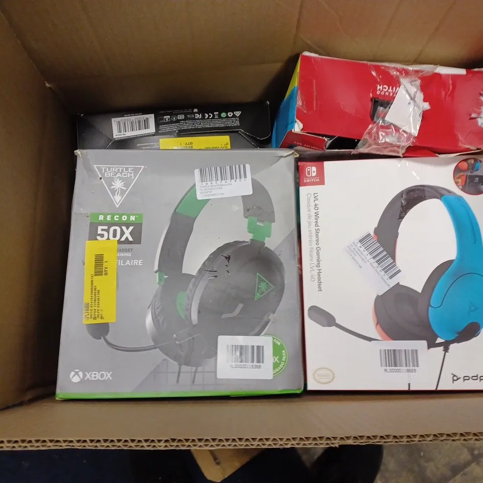 APPROXIMATELY 10 BOXED HEADSETS TO INCLUDE TURTLE BEACH RECON 50, TURTLE BEACH RECON 70, NINTENDO LVL 40 WIRED, ETC