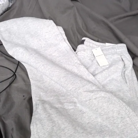 ABERCROMBIE & FITCH SOFT ESSENTIALS HOODIE – GREY – SIZE M