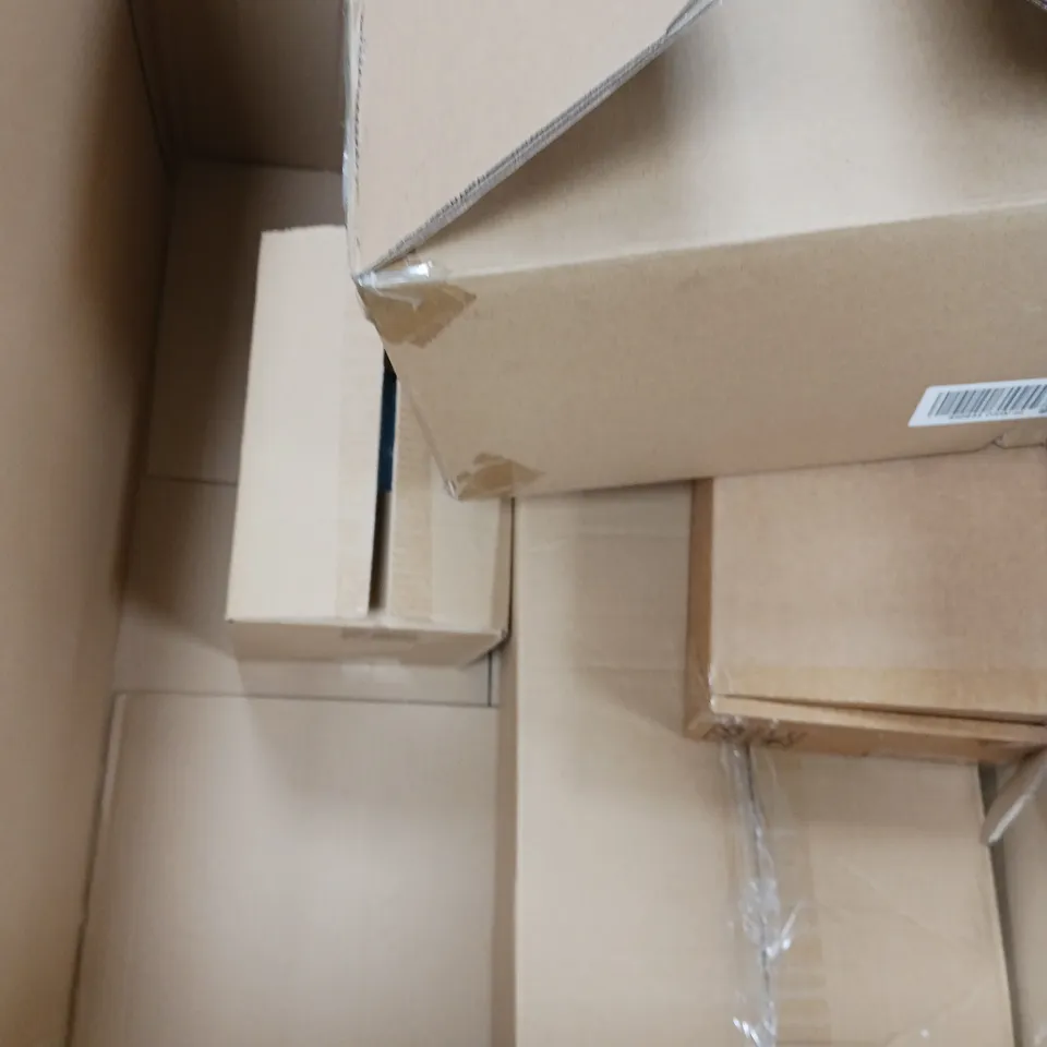 APPROXIMATELY 10 ASSORTED HOUSEHOLD/BEAUTY PRODUCTS TO INCLUDE LOCKABLE STORAGE CONTAINERS, HOT POT PAN, DETOX PADS ETC 