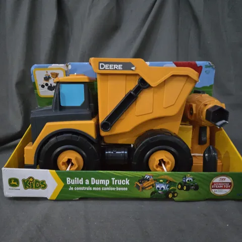 JOHN DEER DUMP TRUCK