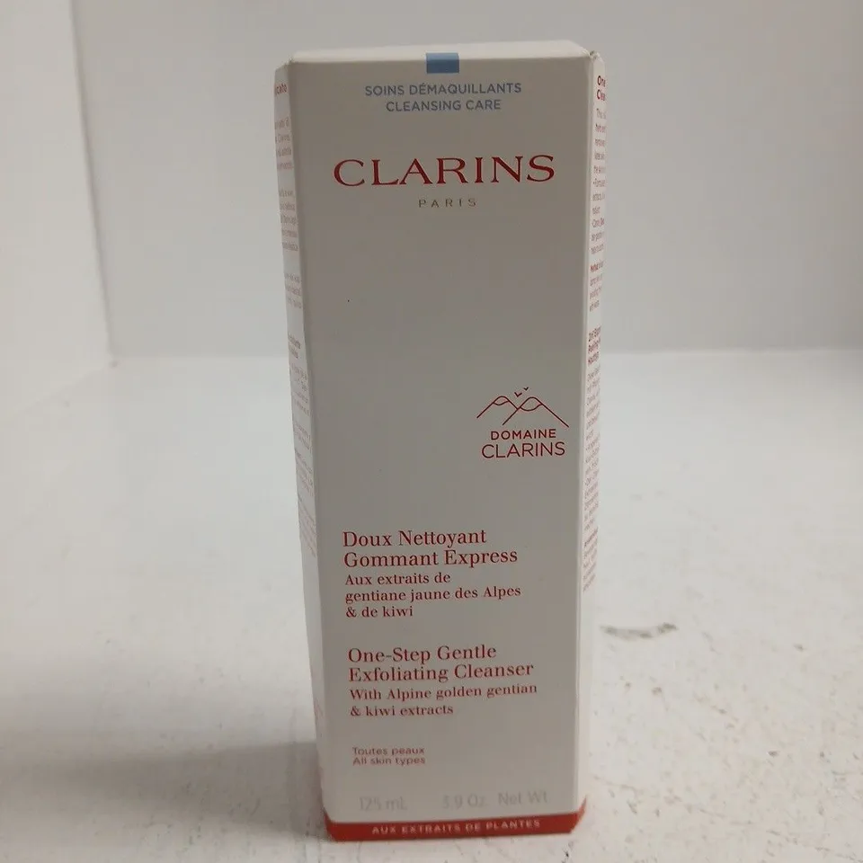 CLARINS ONE-STEP GENTLE EXFOLIATING CLEANSER – FACIAL SKIN CARE, 125 ML