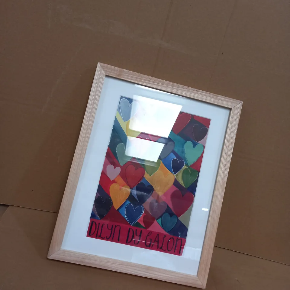 LOVE HEARTED PATTERNED PICTURE FRAME 