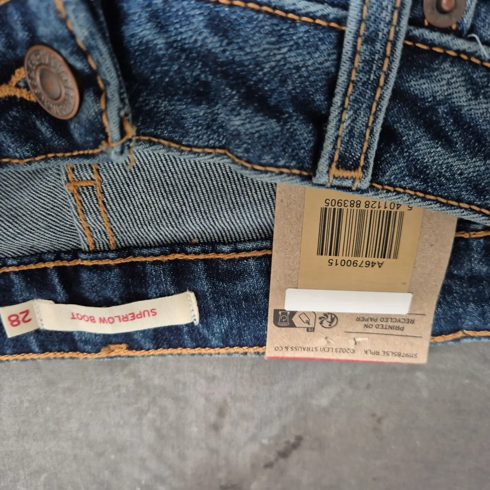 LEVI'S SUPERLOW BOOTCUT JEANS – WOMEN'S BLUE DENIM, SIZE 28