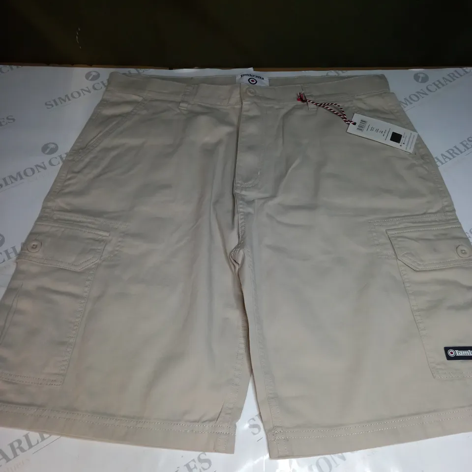 LAMBRETTA CARGO SHORTS IN NAVY - SIZE 36