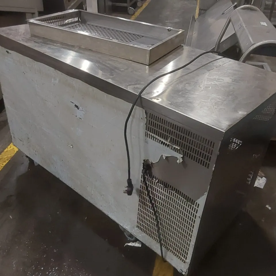 COMMERCIAL 6 DRAWER COOLING BENCH