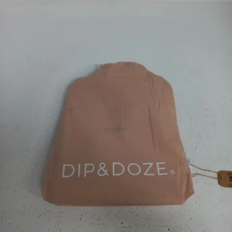 DIP & DOZE DUVET COVER – CLAY PINK, DOUBLE (THE EDGED DUVET COVER)