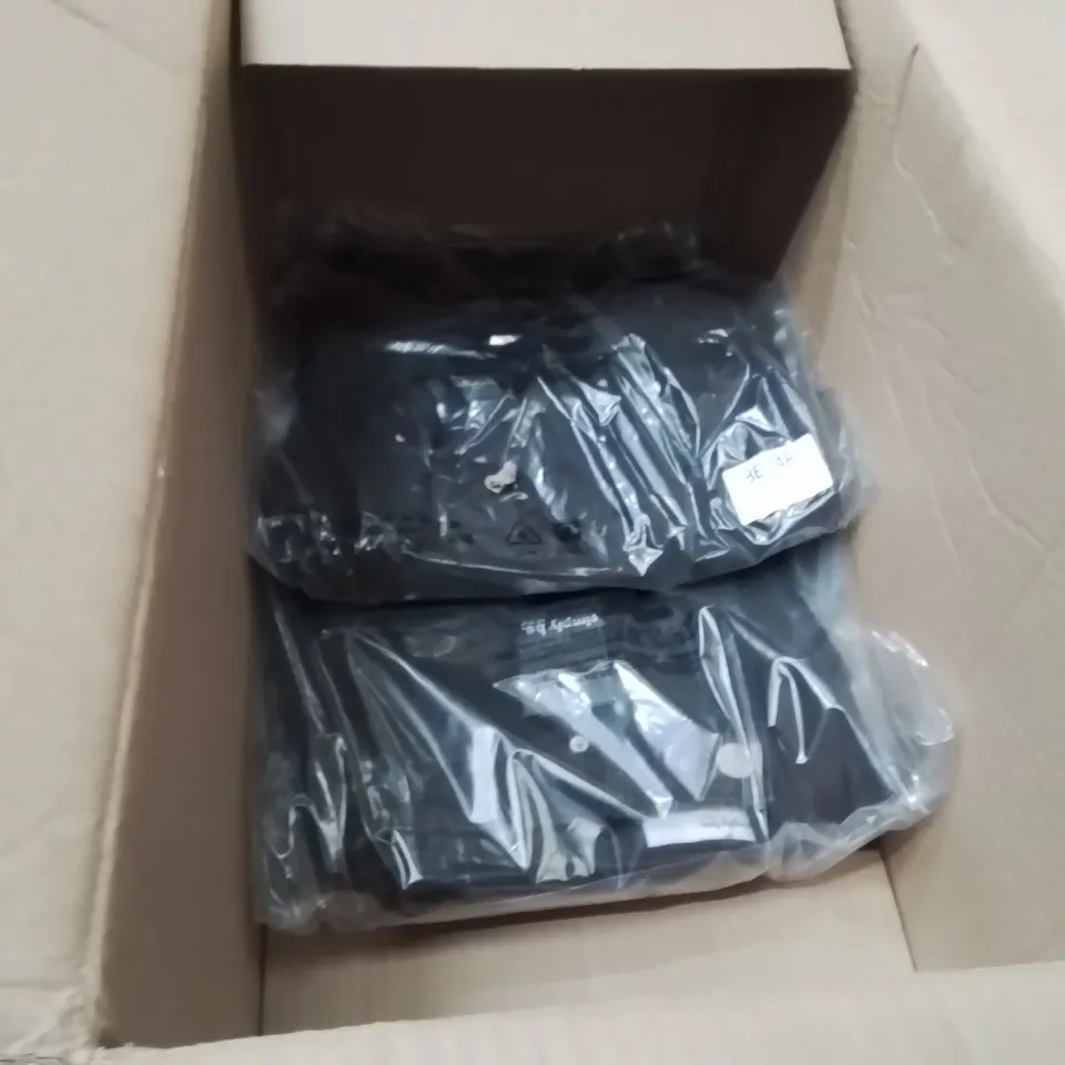 BOXED BRAND NEW APPROXIMATELY 4 SIMPLY BE BLACK JEANS SIZE 14