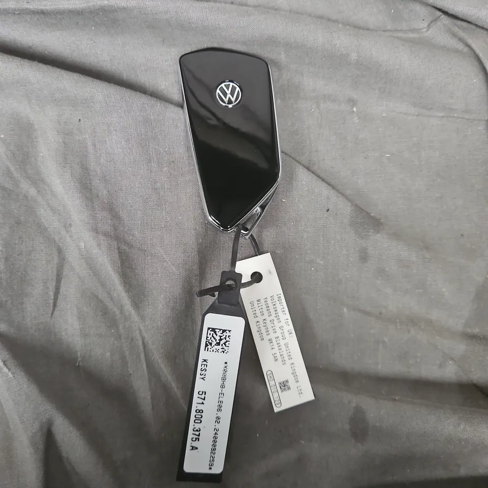Volkswagen Key Fob – Black gloss with VW emblem
