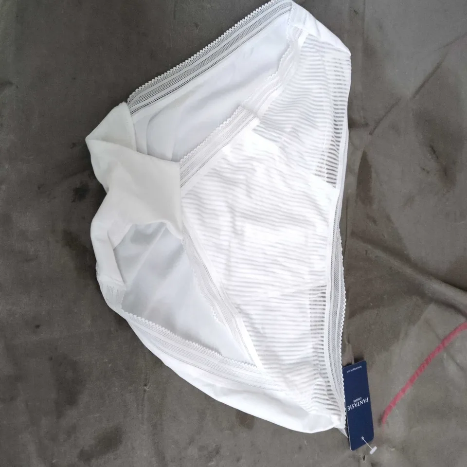 FANTASIE LINGERIE WHITE LACE BRIEFS, UK 18