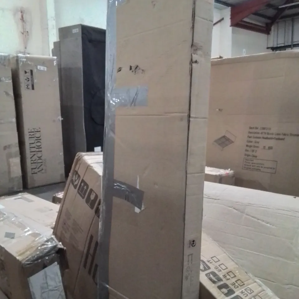 BOXED WALL MOUNTED SHELVING WITH 3 SHELVES