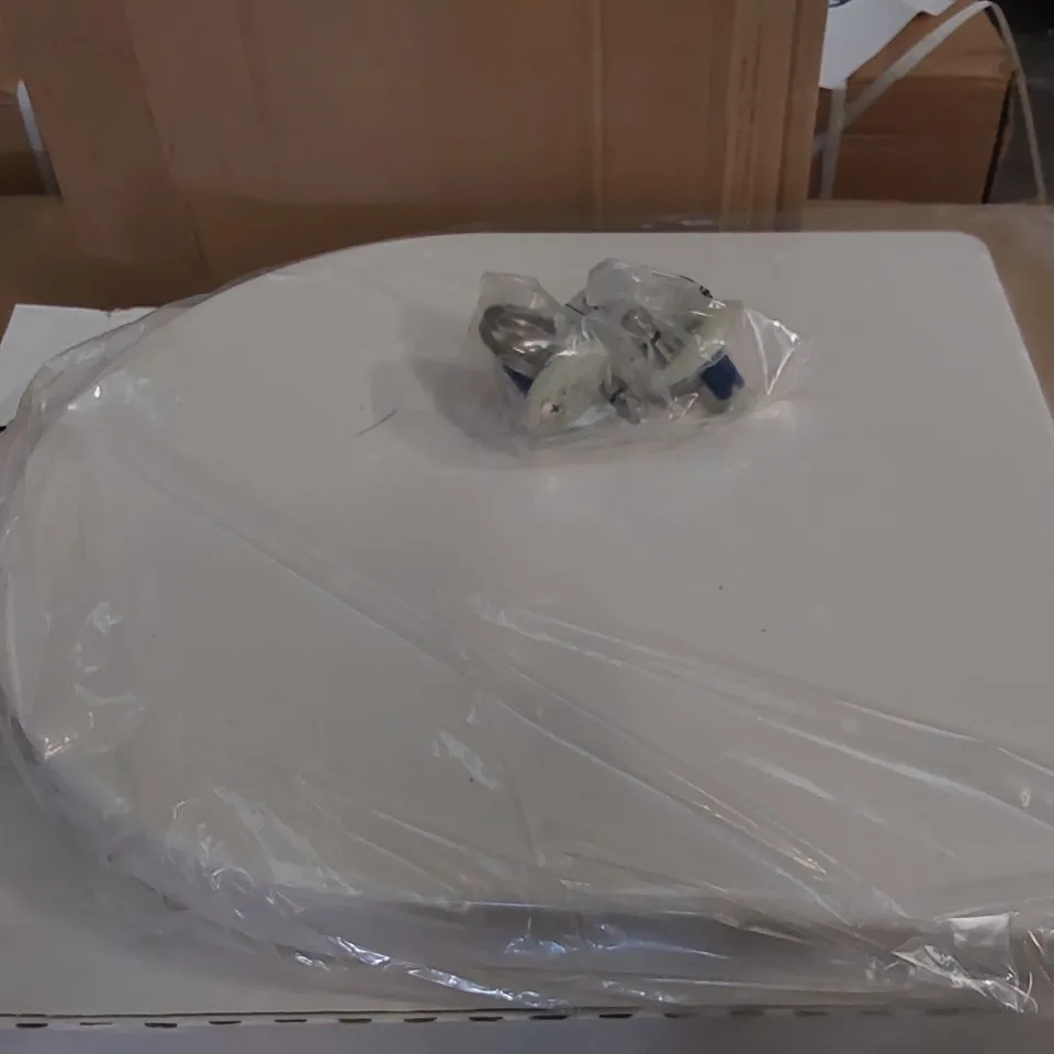 PJH BACAN SOFT CLOSE SEAT