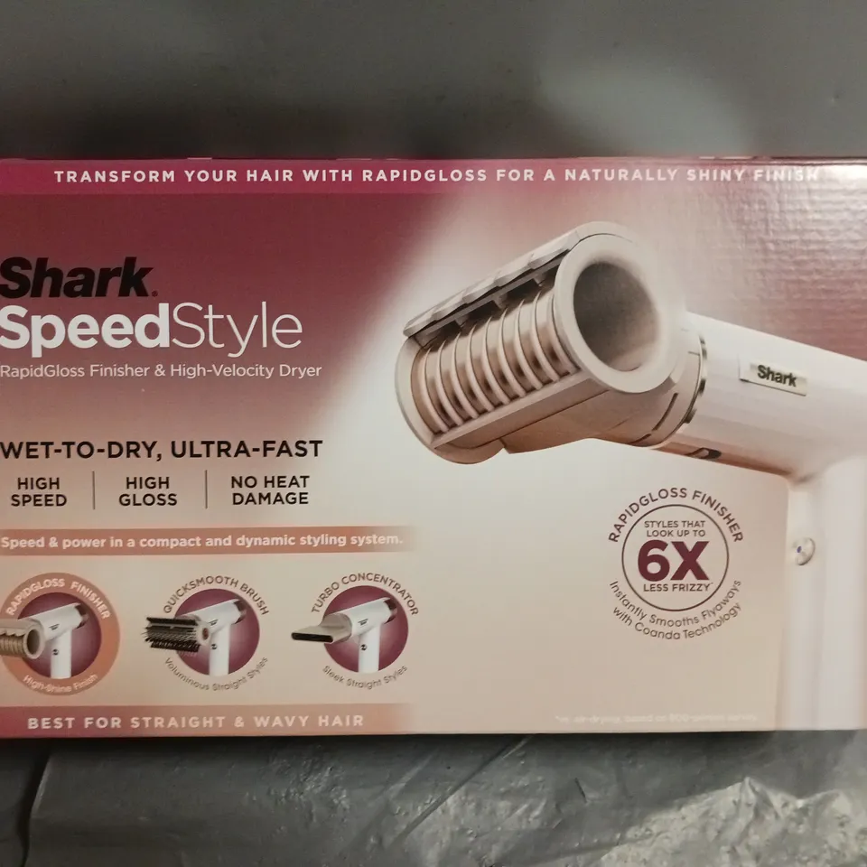 BOXED SHARK SPEEDSTYLE STRAIGHT & WAVY HD331UK HAIR DRYER - SILK