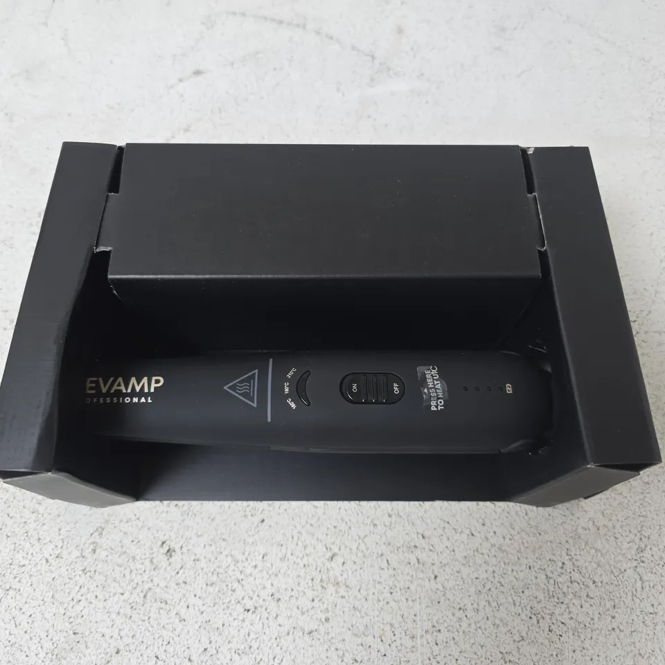 BOXED REVAMP LIBERATE CORDLESS COMPACT STRAIGHTENER ST-1700X-EU2