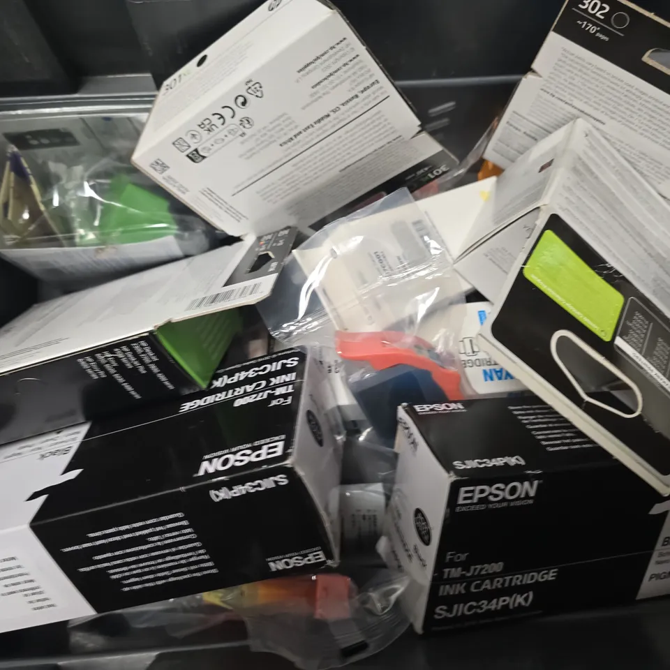 APPROXIMATELY 15 ASSORTED PRINTER INKS TO INCLUDE - HP 301 , CANON PIXMA 546XL ETC