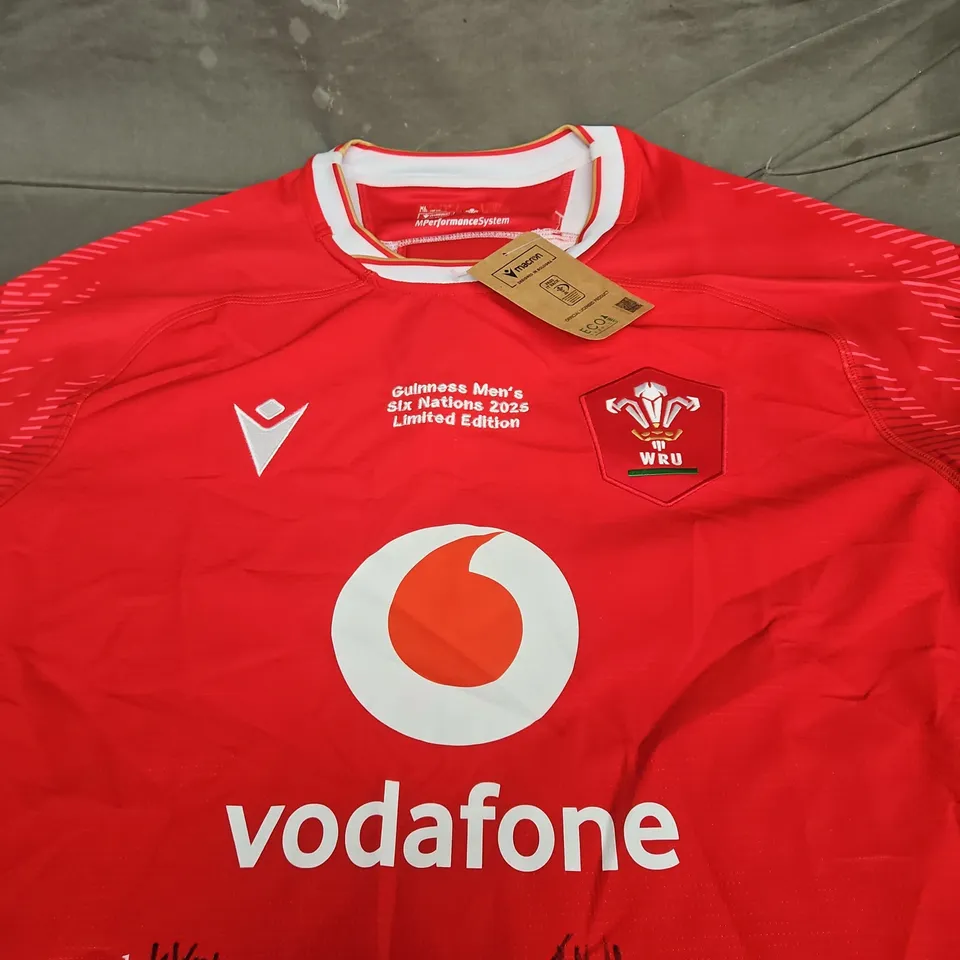 WALES RUGBY UNION 24/25 SLIM FIT JERSEY - SIGNED - SIZ XL