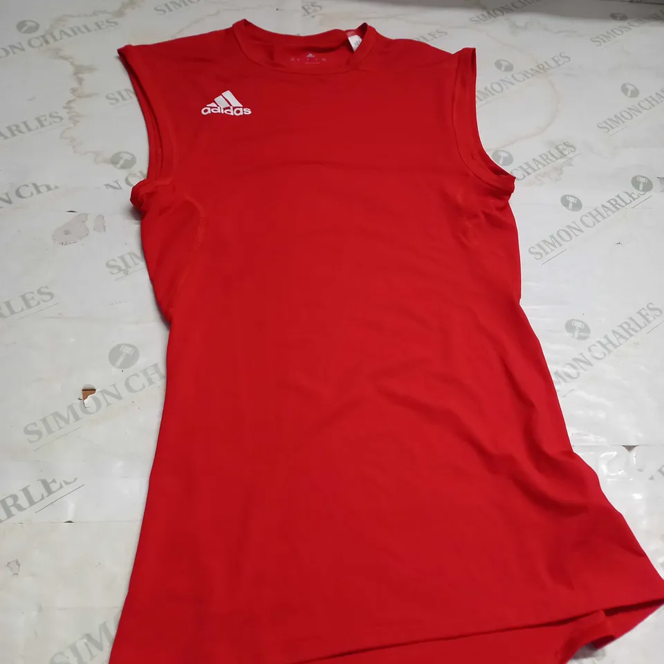 ADIDAS TRAINING VEST SIZE M