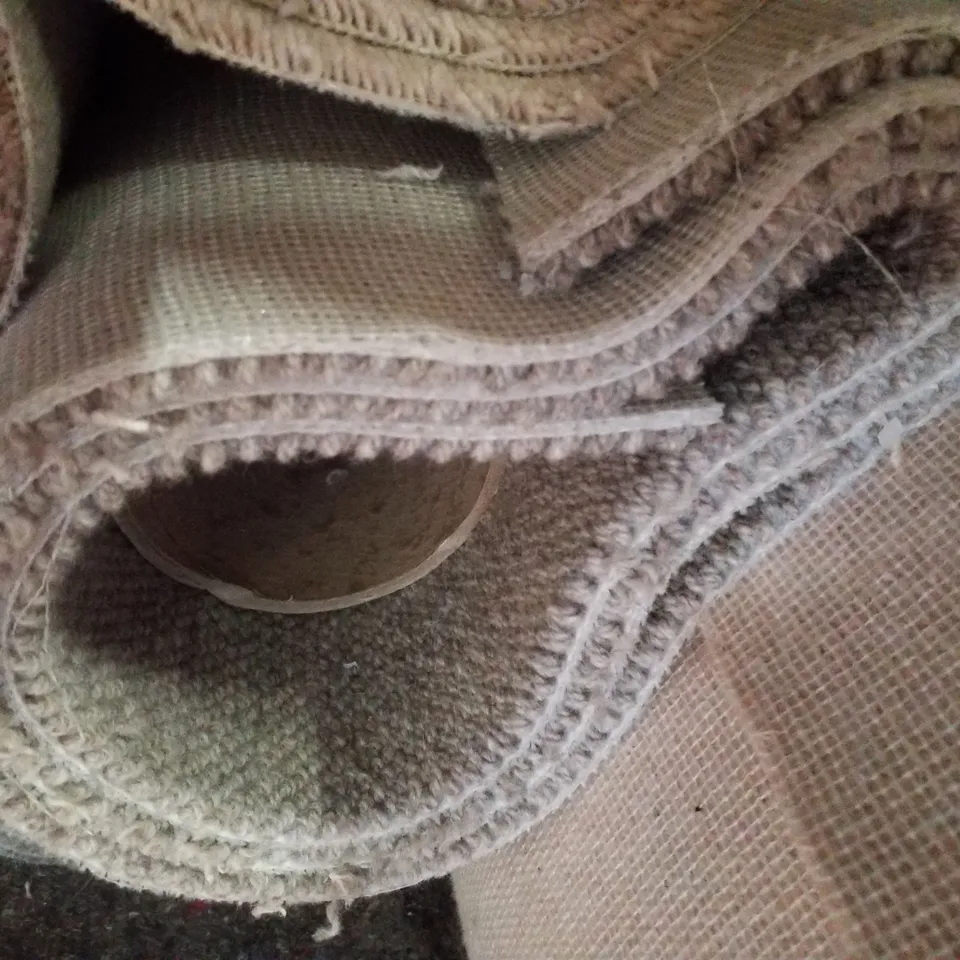 ROLL OF QUALITY 5M BEACHCOMBER REEF CARPET - 5×1.88M